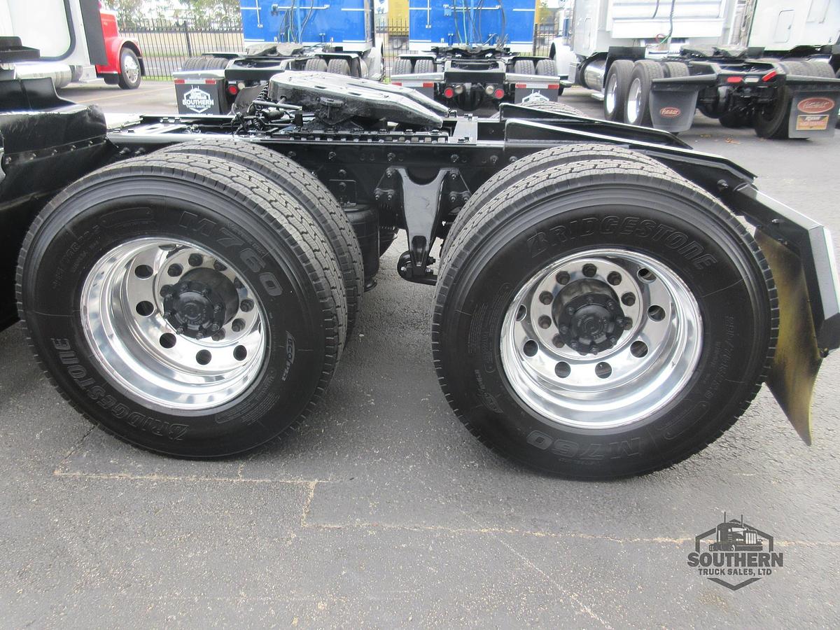 Used 2021 INTERNATIONAL LT