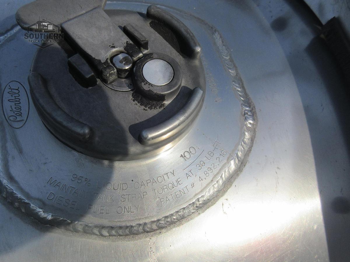 Used 2020 PETERBILT 567