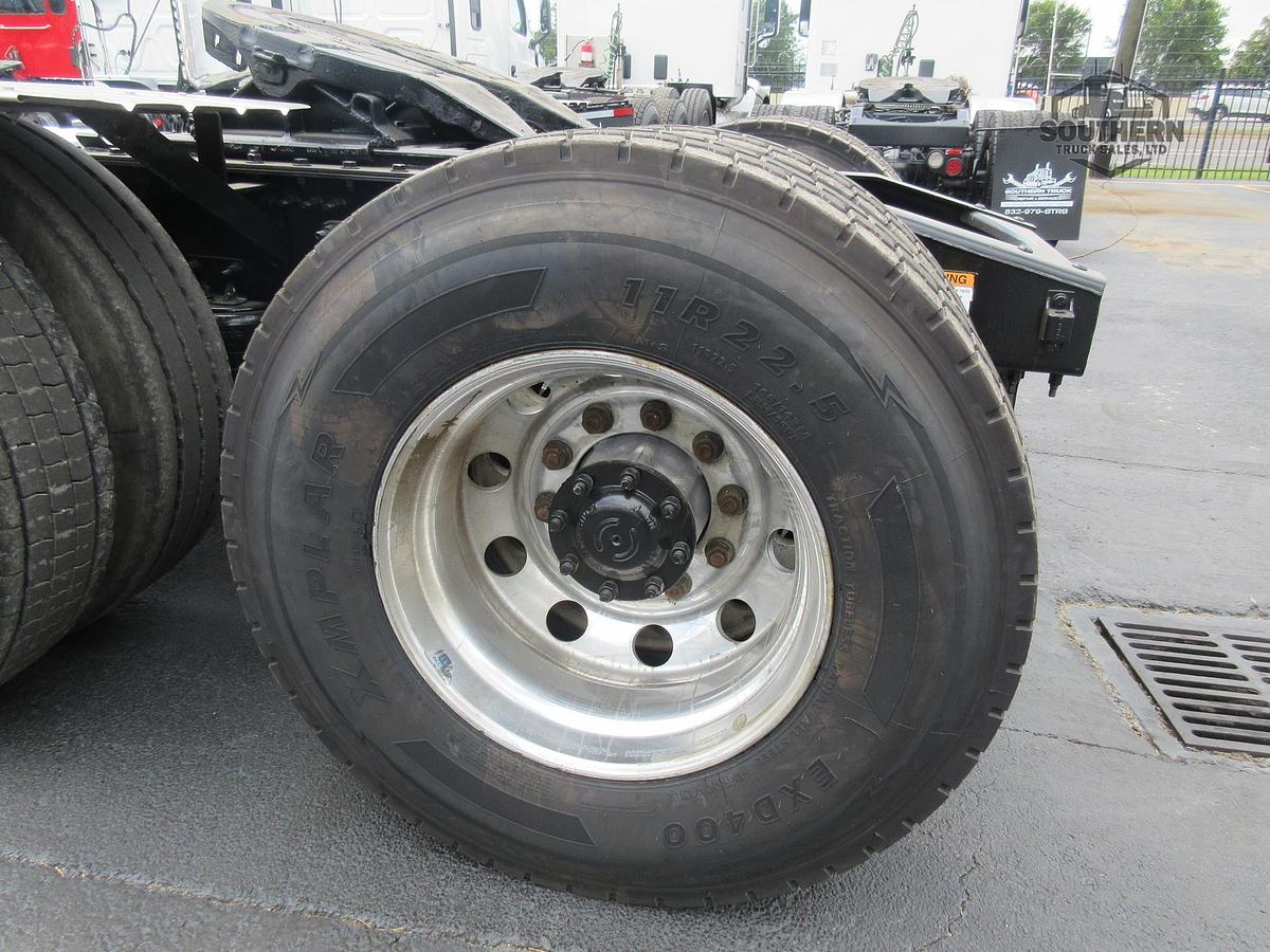 Used 2020 FREIGHTLINER CASCADIA 126