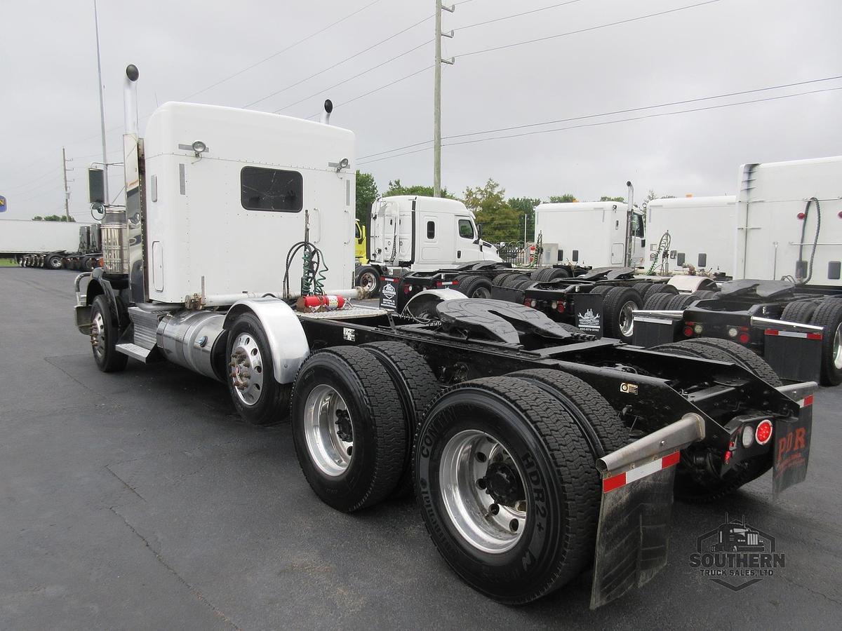 Used 2015 KENWORTH T800
