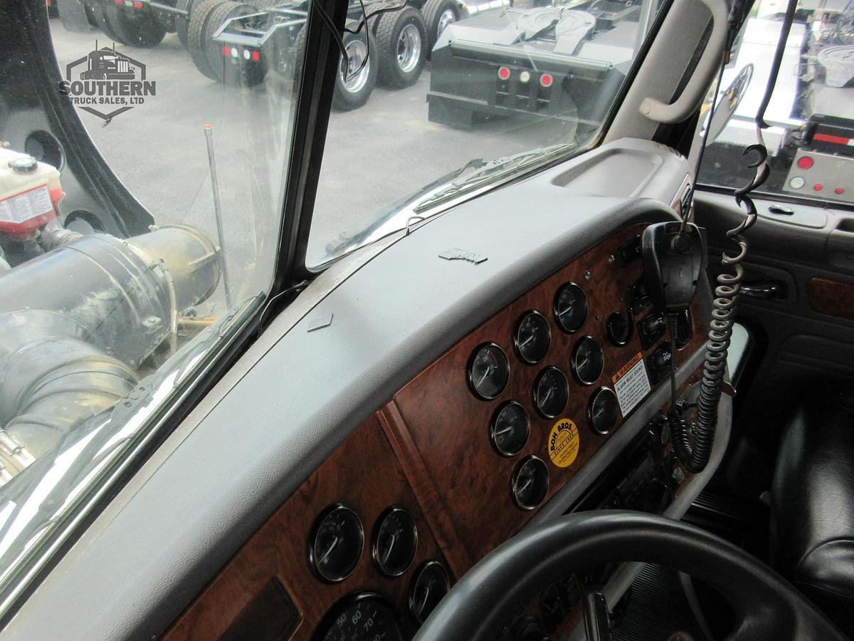 Used 2008 PETERBILT 367