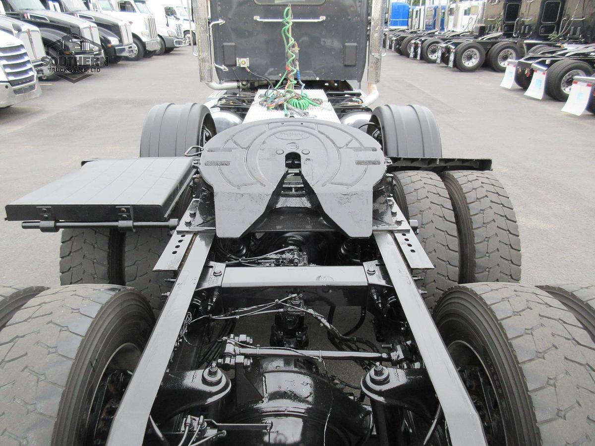 Used 2025 PETERBILT 567