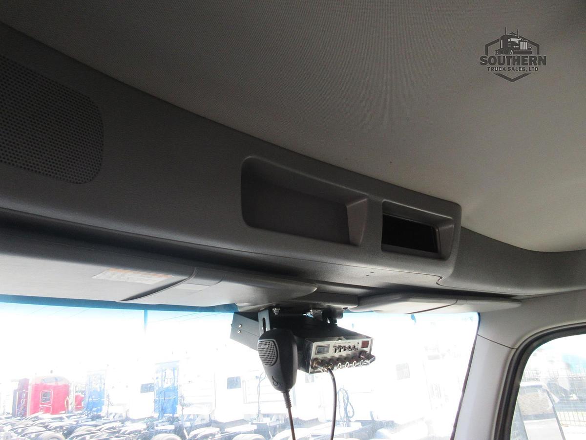 Used 2025 PETERBILT 567