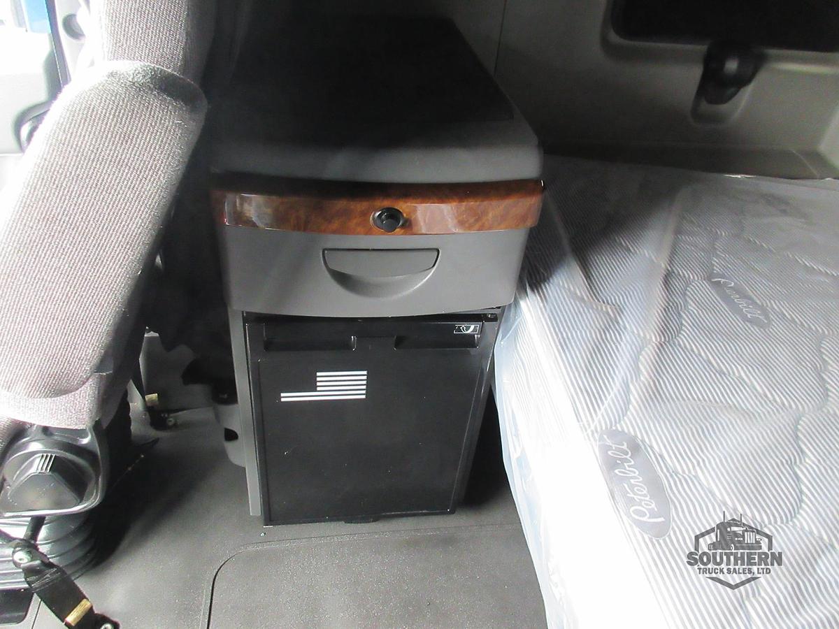 Used 2021 INTERNATIONAL LT