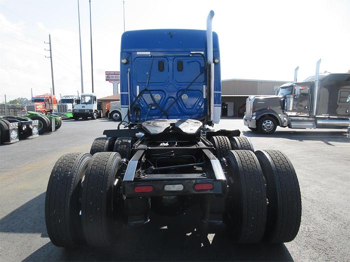 Used 2017 FREIGHTLINER CASCADIA 125