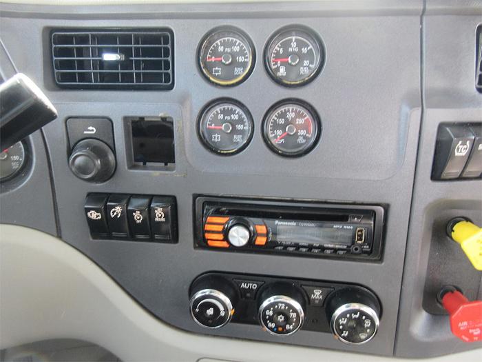 Used 2019 PETERBILT 567