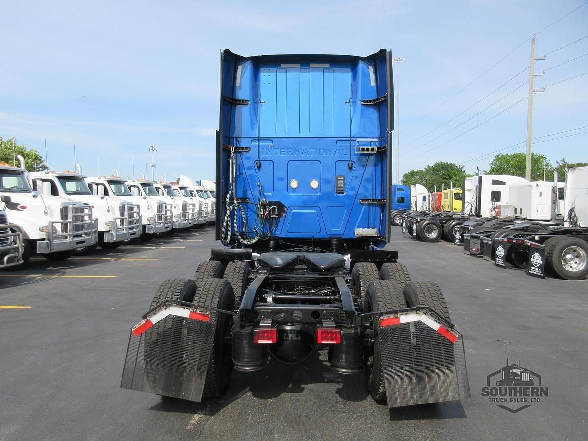 Used 2021 INTERNATIONAL LT