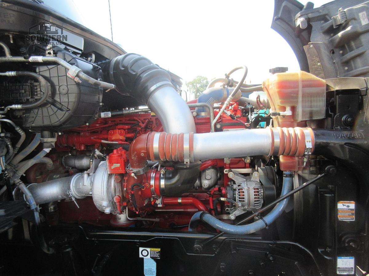 Used 2023 KENWORTH T880