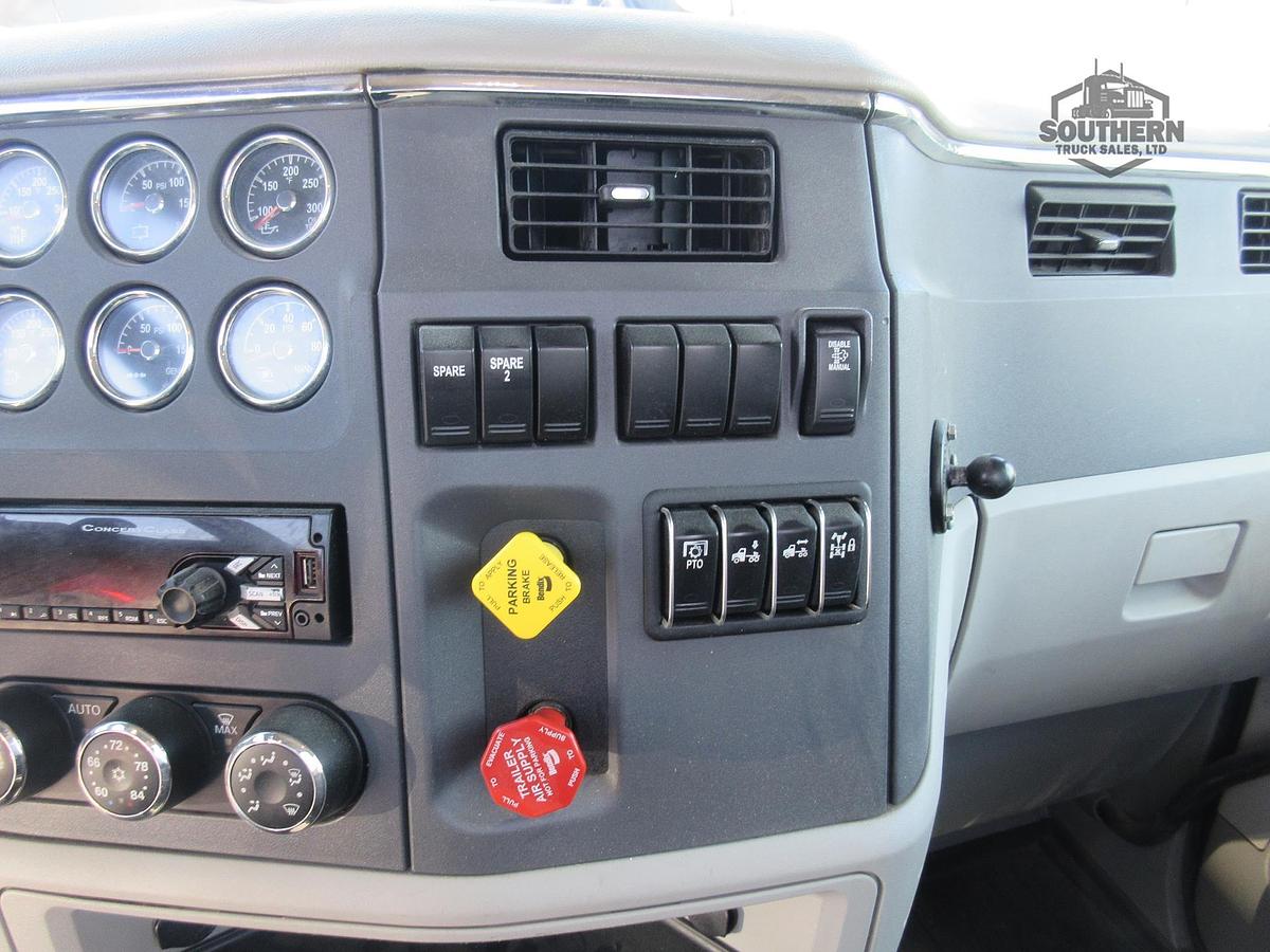 Used 2020 PETERBILT 567