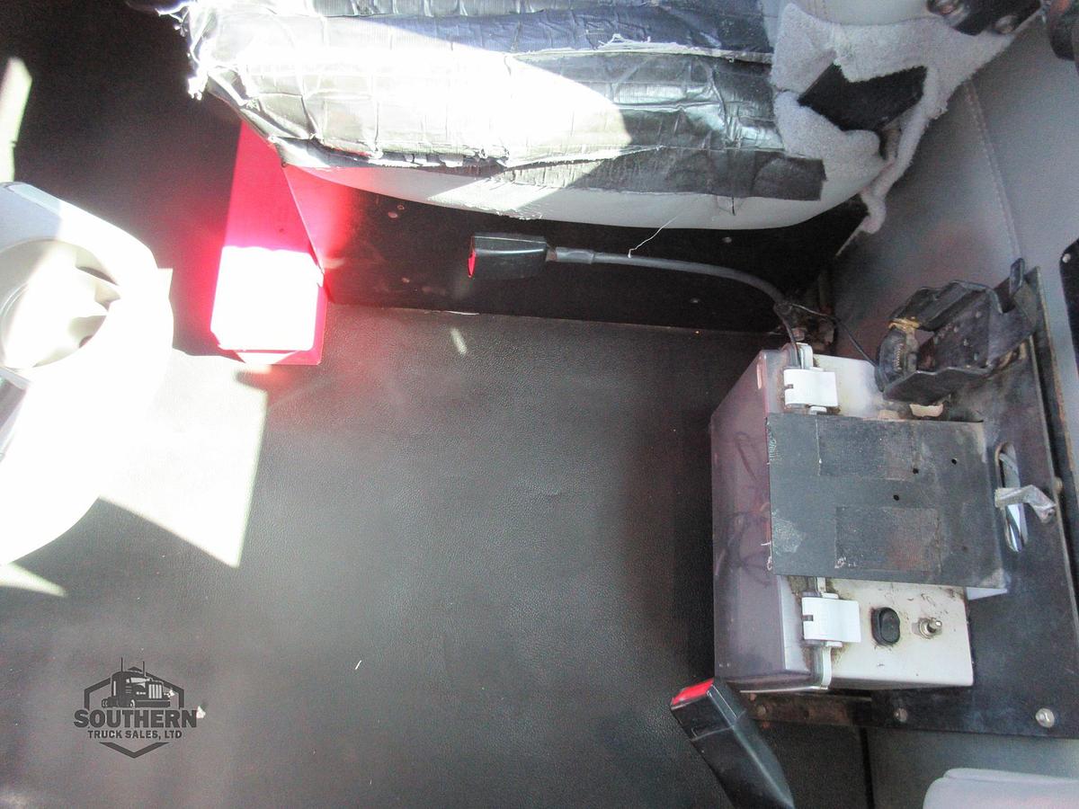 Used 2016 KENWORTH T880