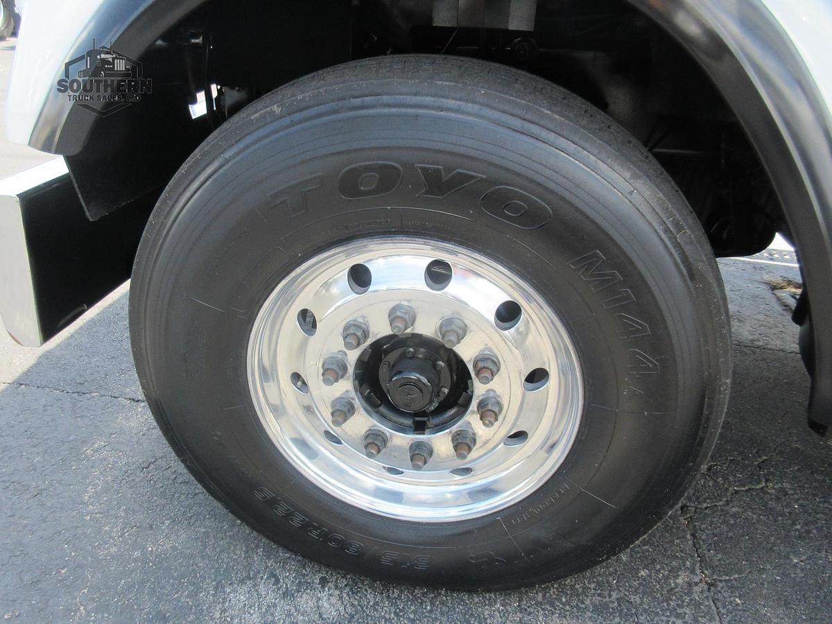 Used 2019 FREIGHTLINER CORONADO 122 SD