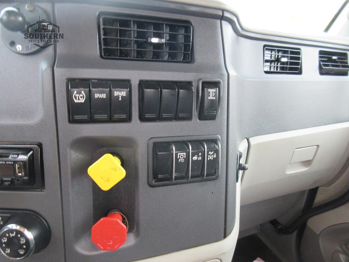 Used 2019 PETERBILT 567