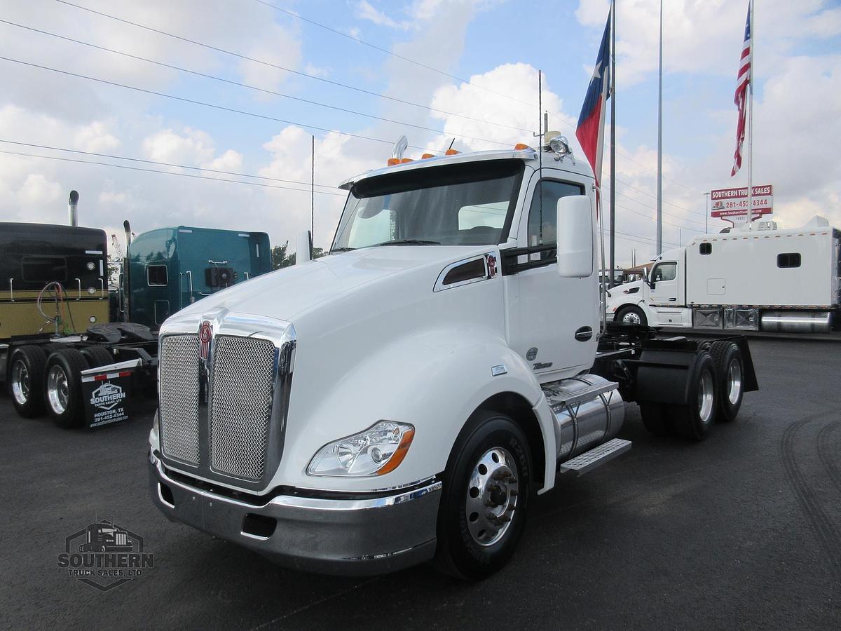 Used 2017 KENWORTH T680