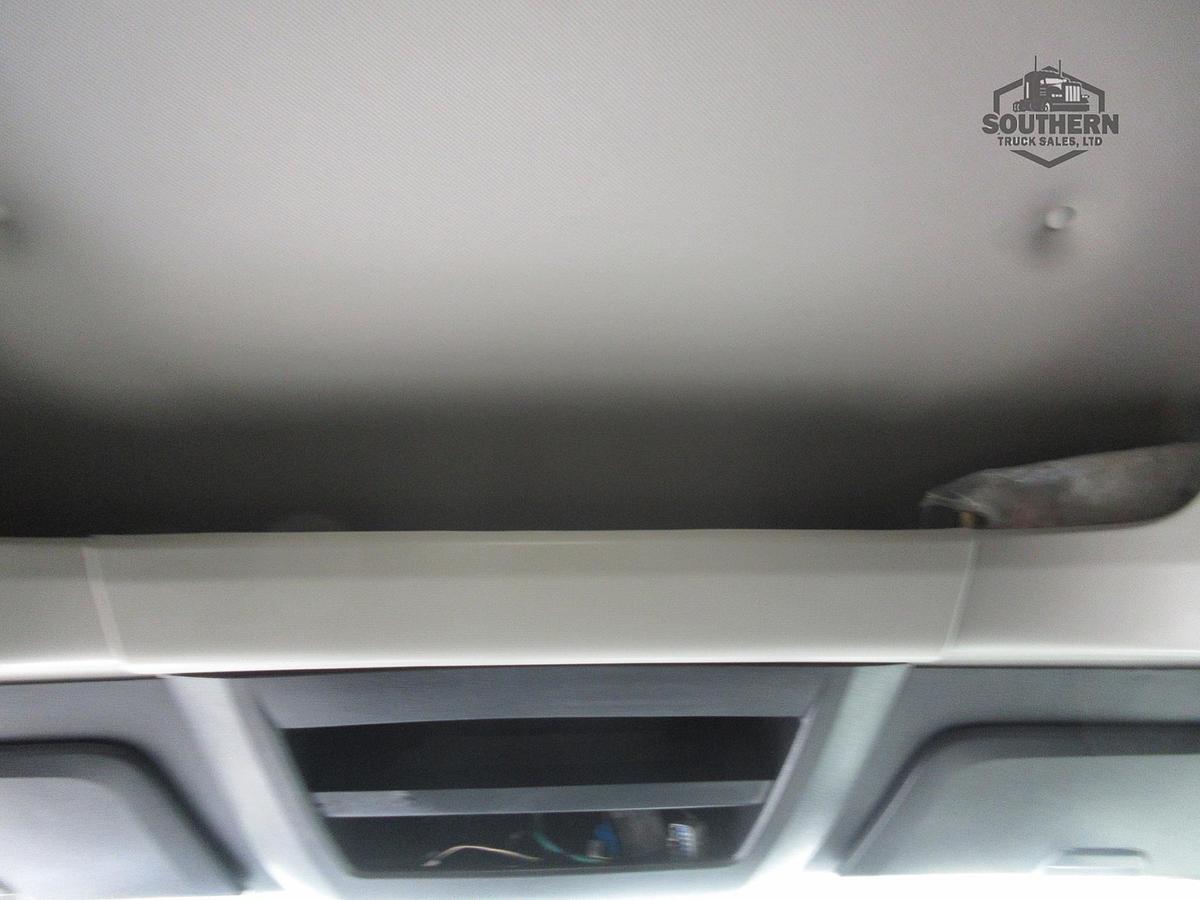 Used 2020 FREIGHTLINER CASCADIA 126