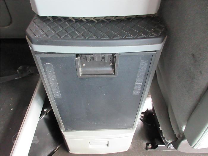 Used 2021 KENWORTH T880