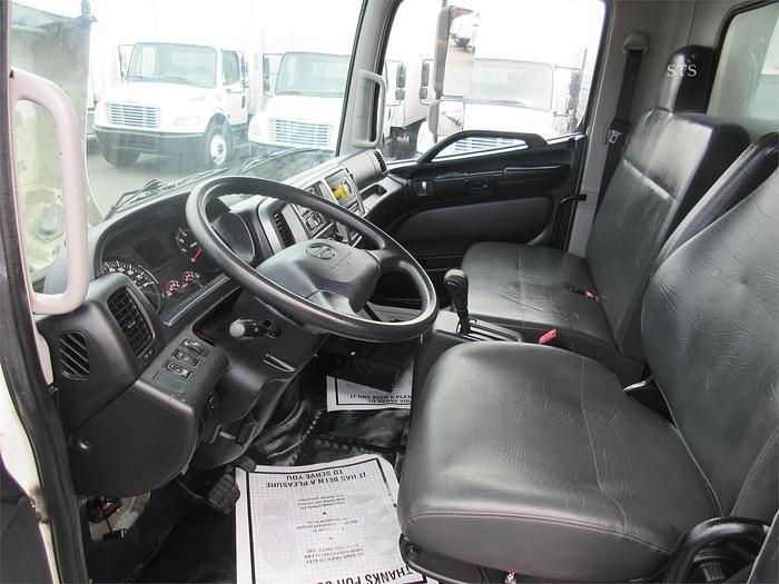 Used 2018 HINO 268A