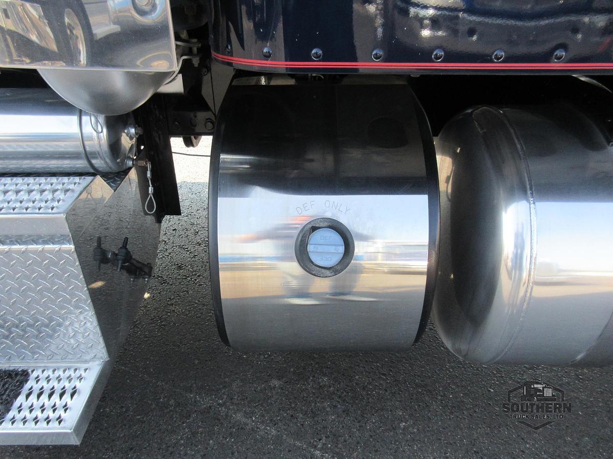 Used 2019 PETERBILT 389