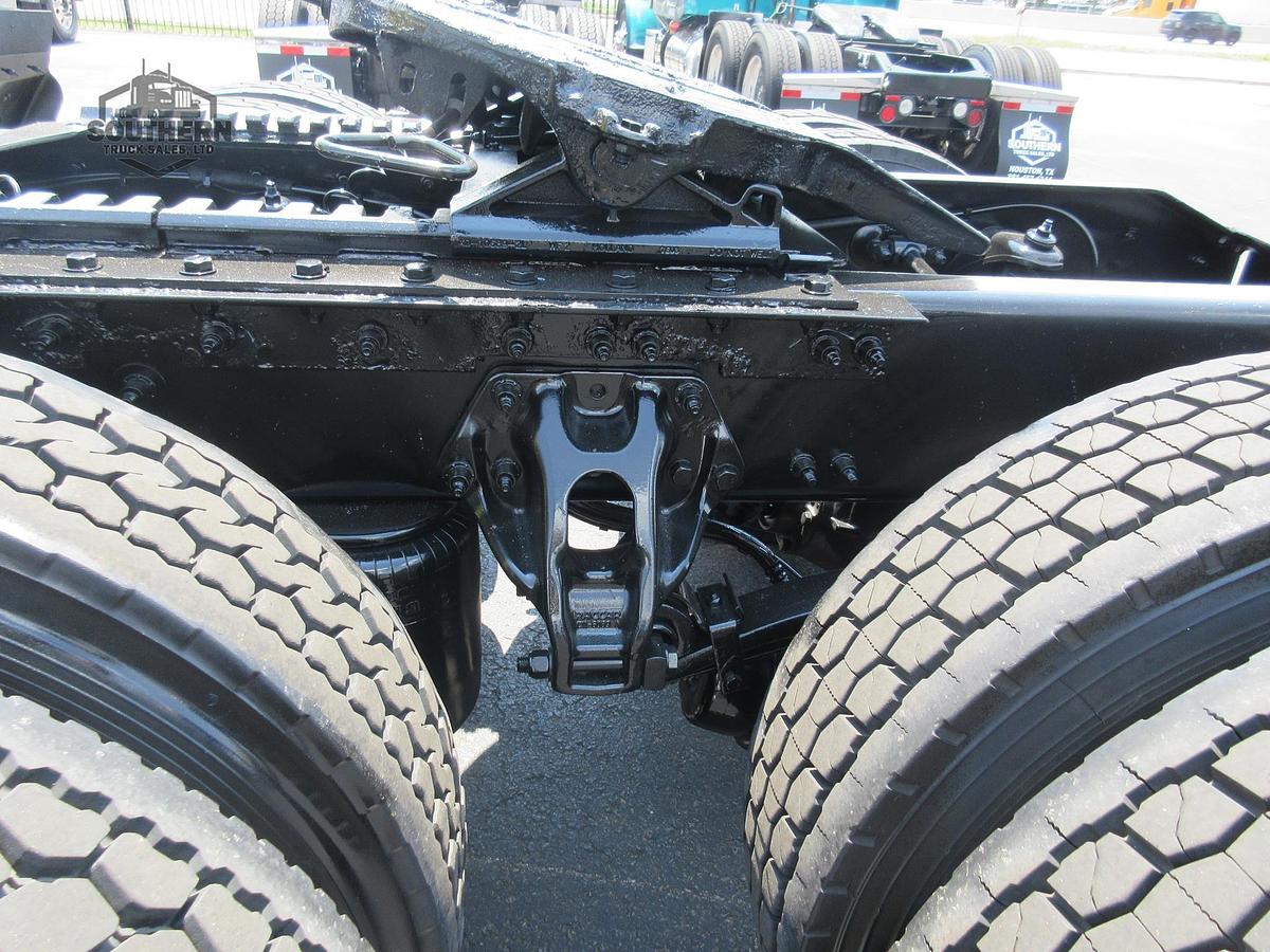 Used 2017 PETERBILT 389