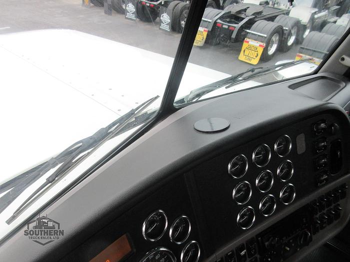 Used 2019 PETERBILT 389