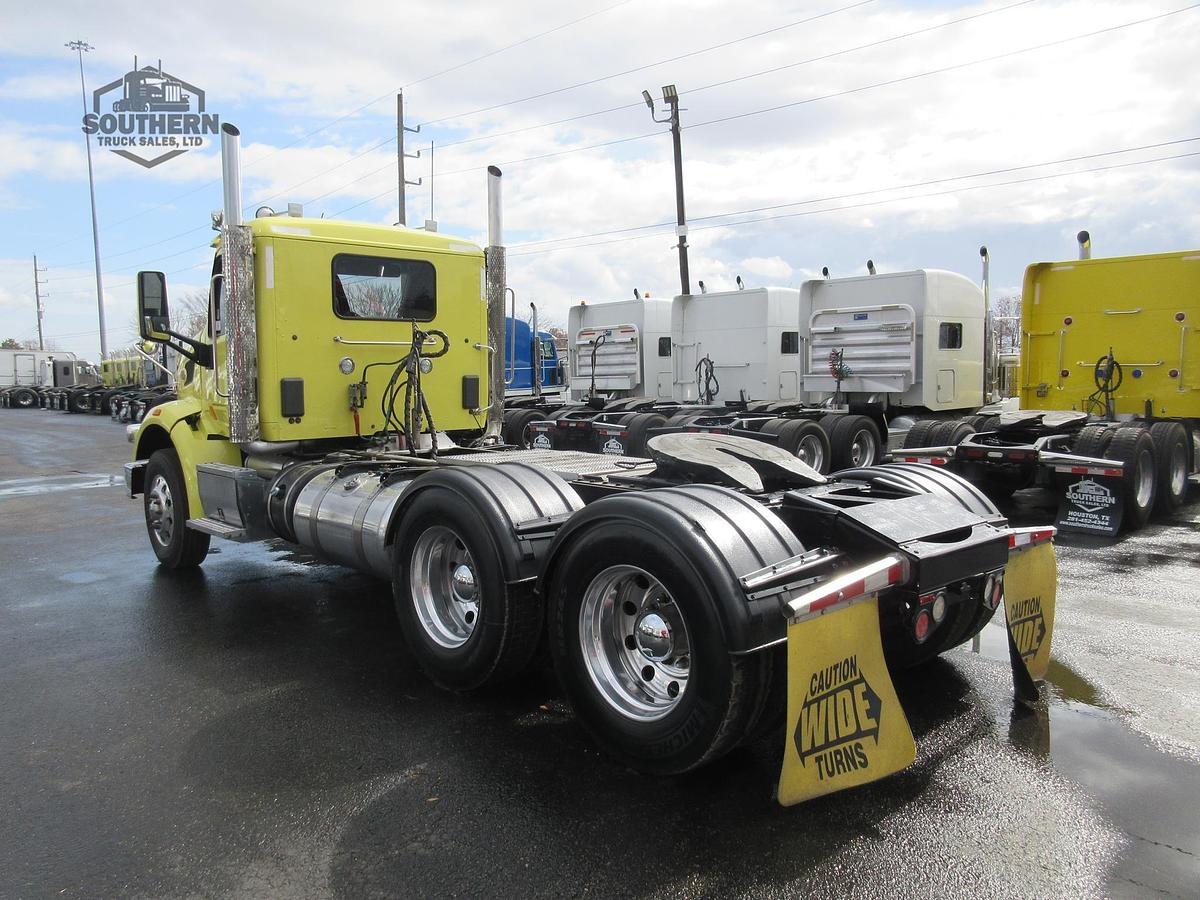 Used 2020 PETERBILT 567