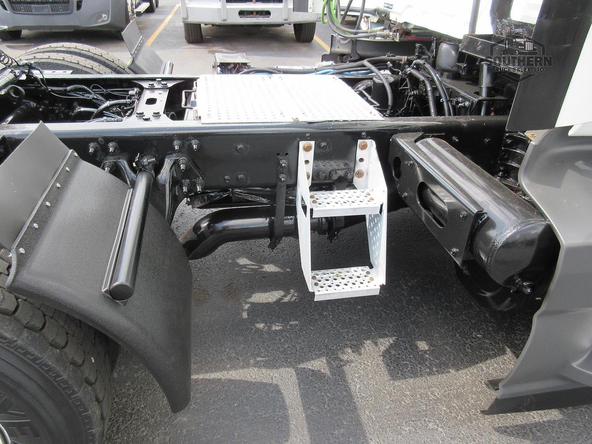 Used 2021 INTERNATIONAL LT