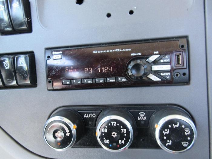 Used 2016 PETERBILT 579