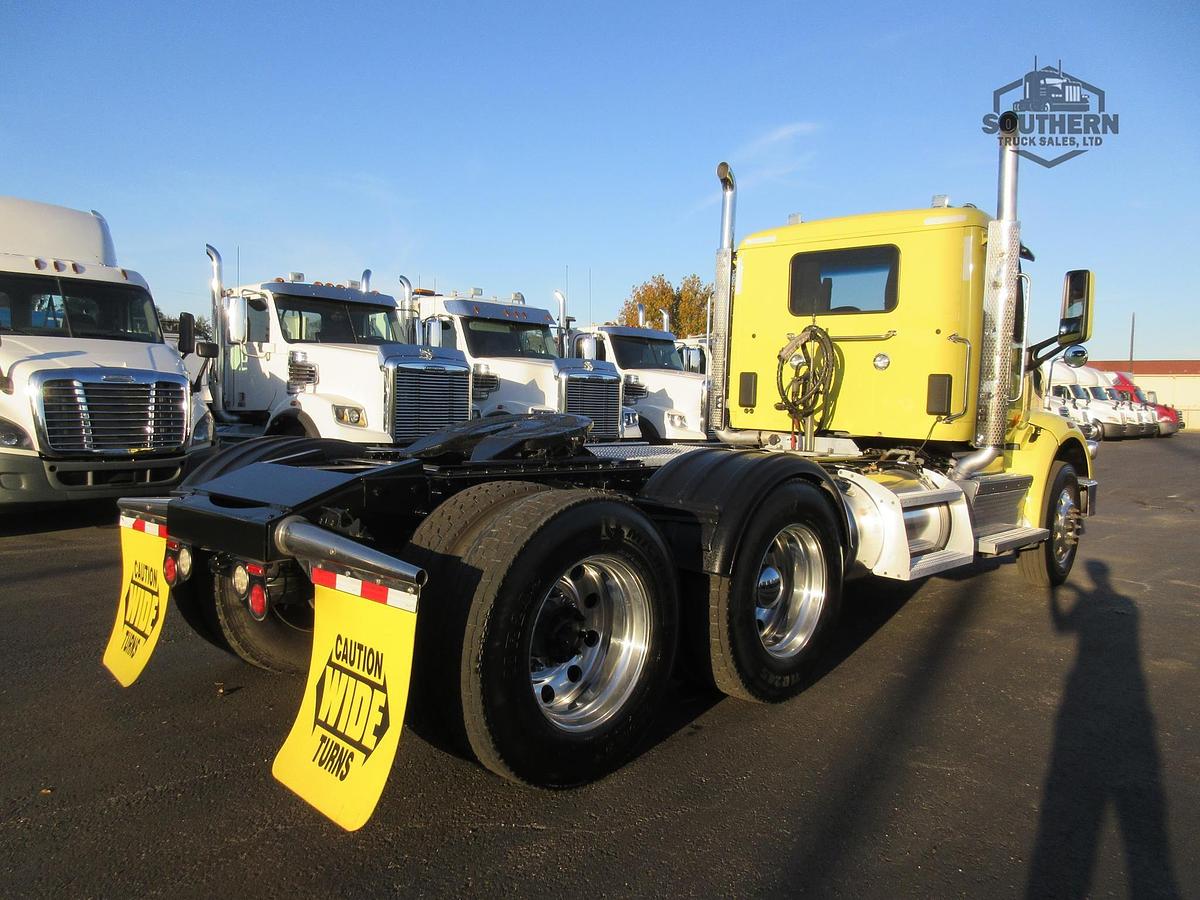Used 2020 PETERBILT 567