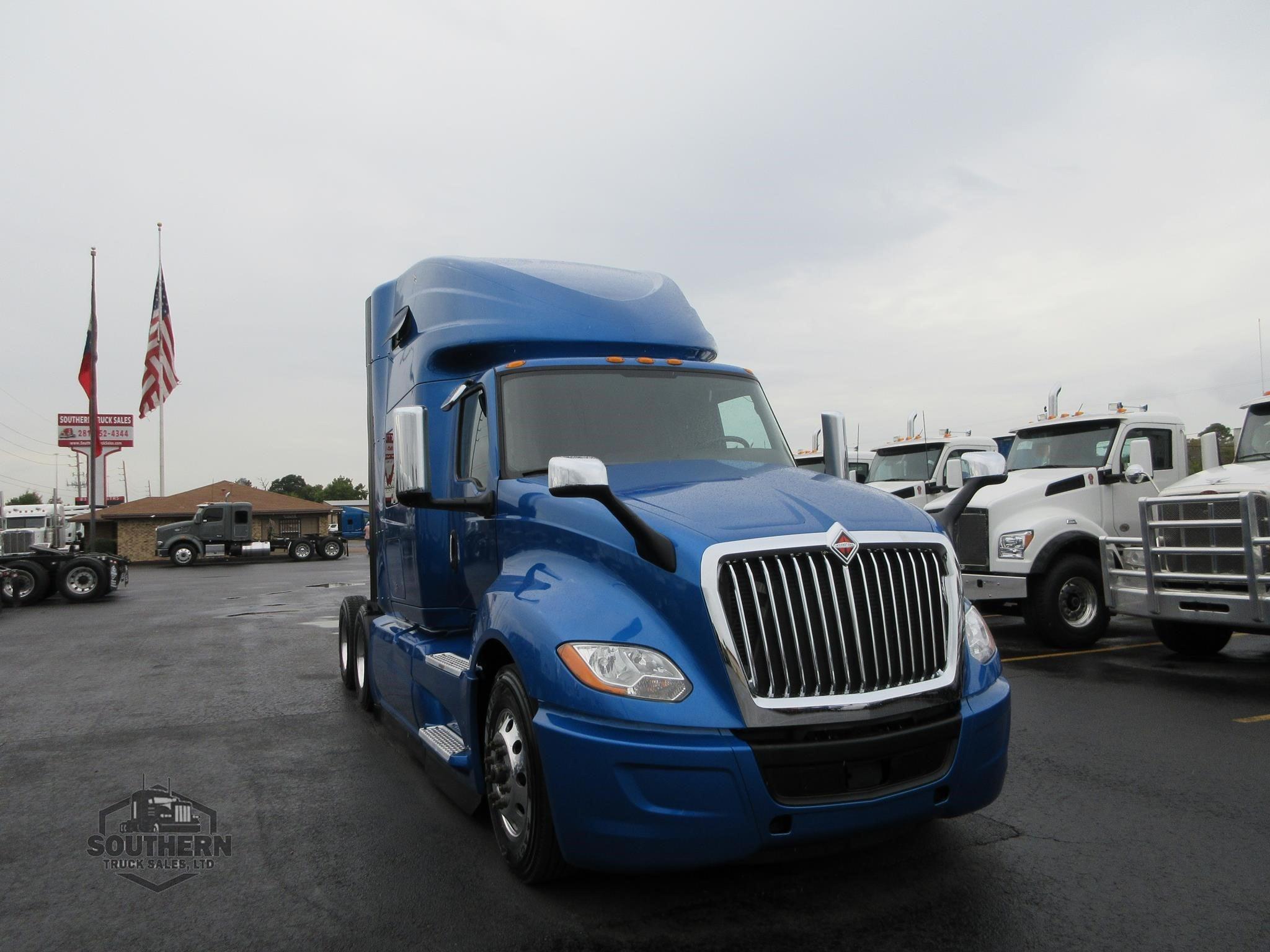 Used 2021 INTERNATIONAL LT