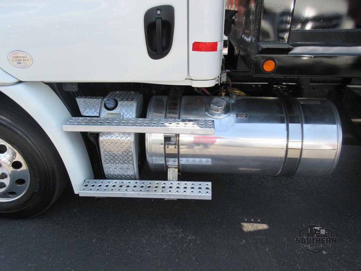 Used 2019 FREIGHTLINER CASCADIA 113