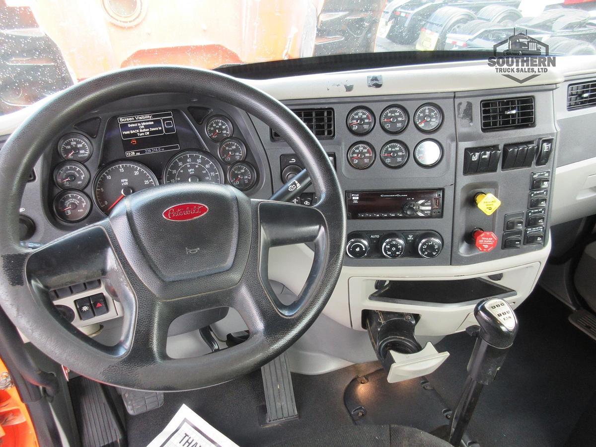 Used 2019 PETERBILT 567