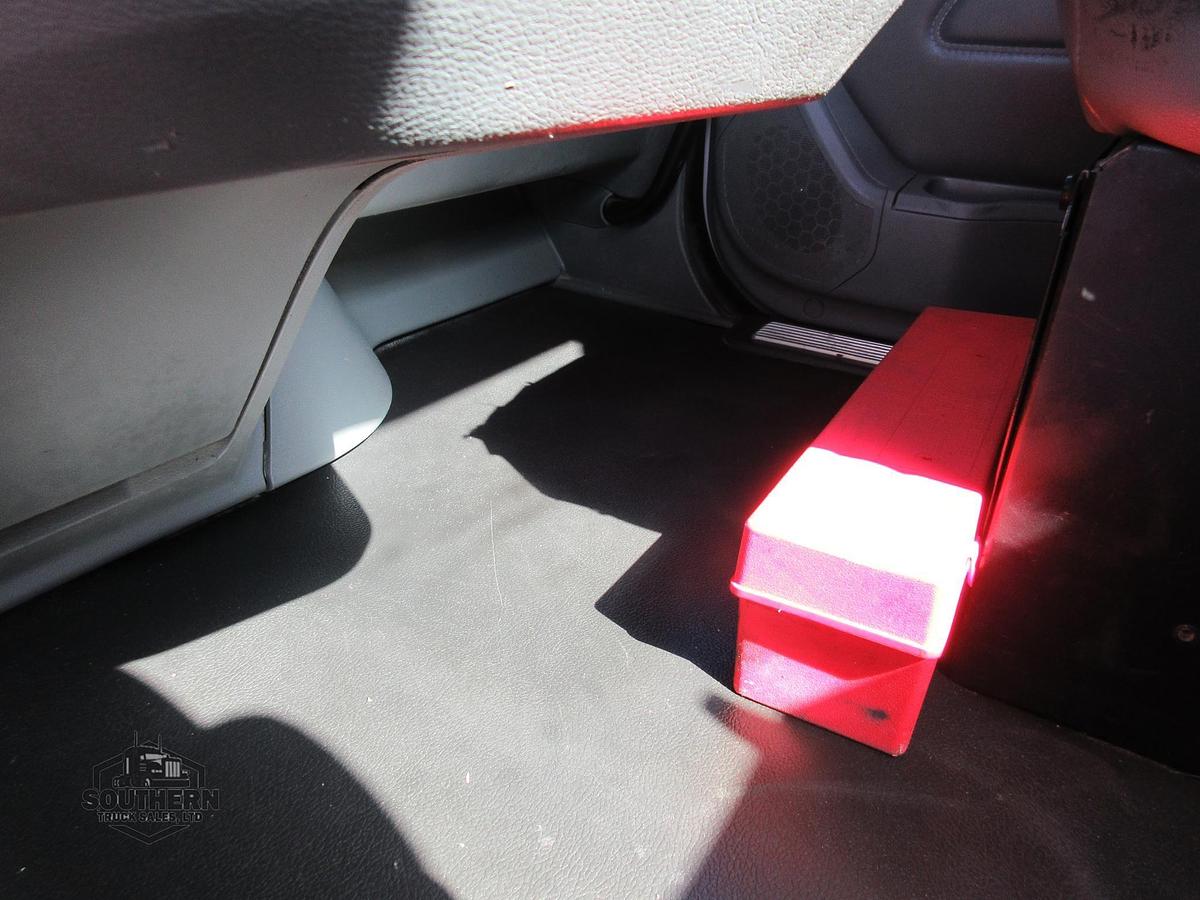 Used 2016 KENWORTH T880