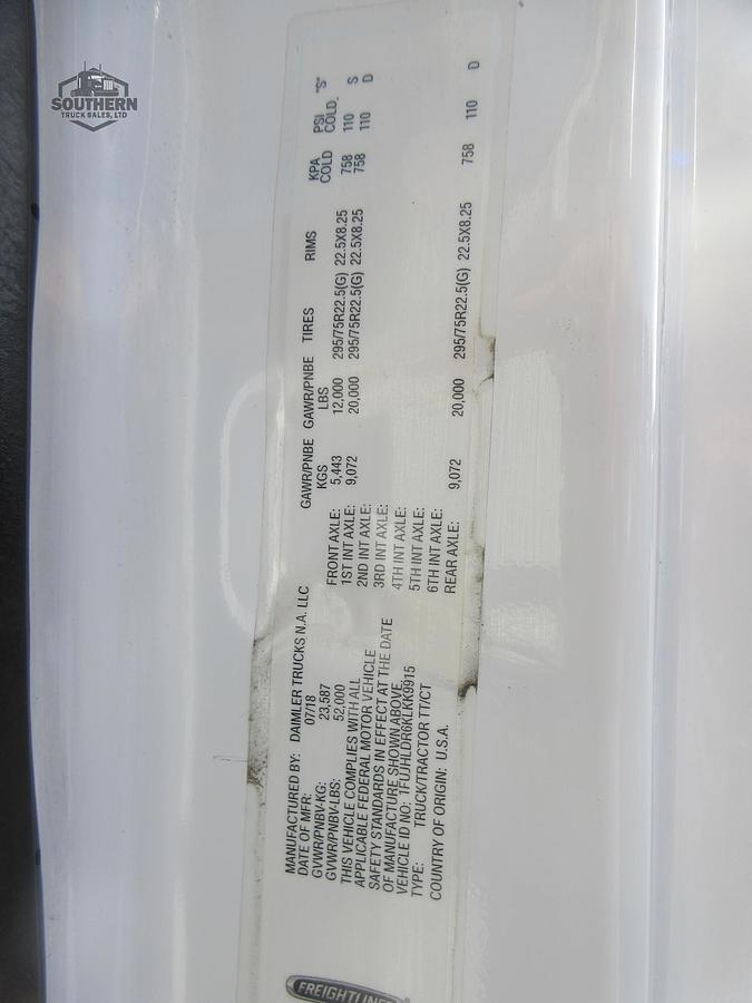 Used 2019 FREIGHTLINER CASCADIA 126