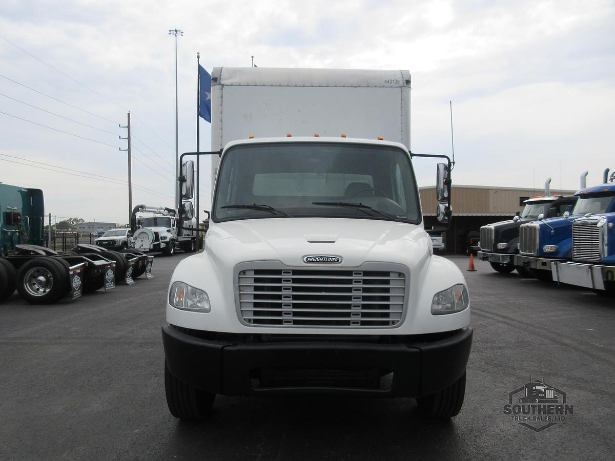 Used 2017 FREIGHTLINER BUSINESS CLASS M2 106