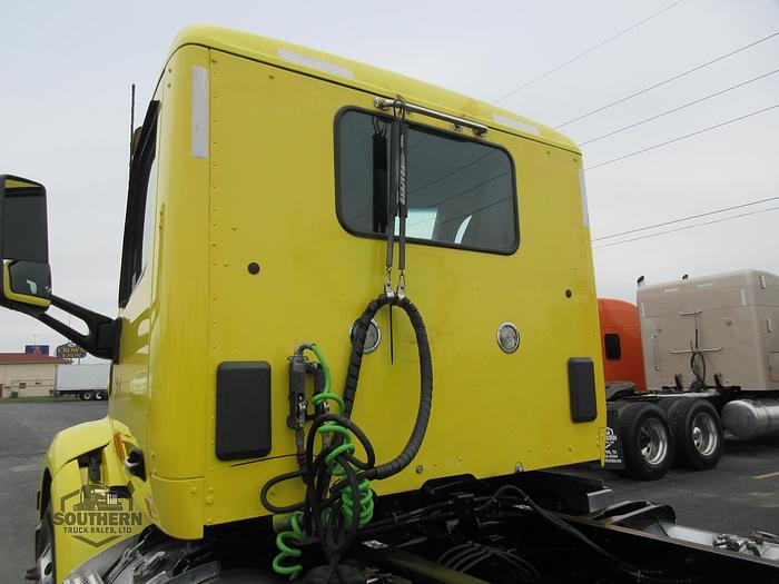 Used 2021 PETERBILT 579