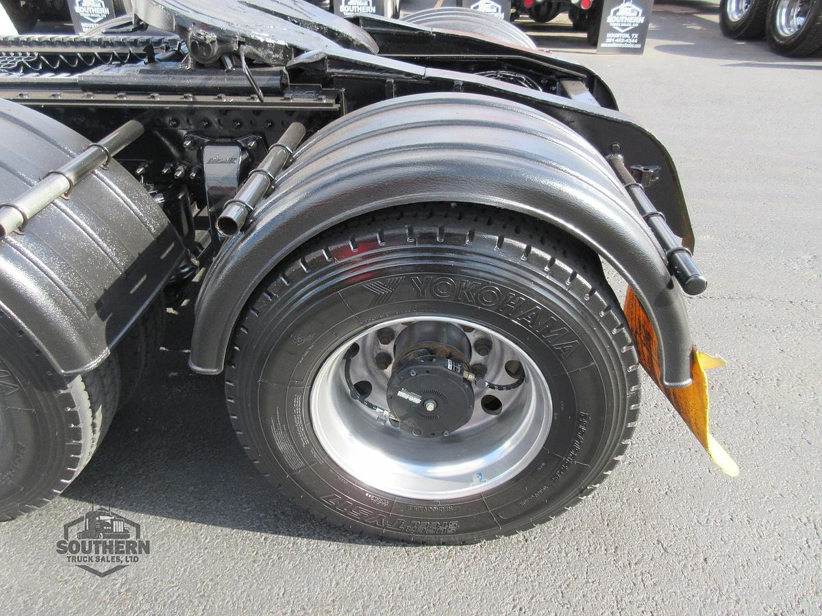 Used 2020 FREIGHTLINER CORONADO 122 SD