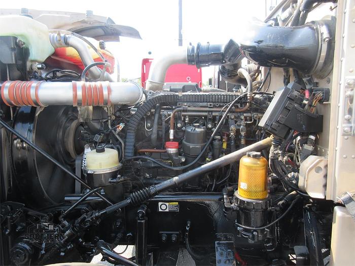 Used 2015 PETERBILT 389