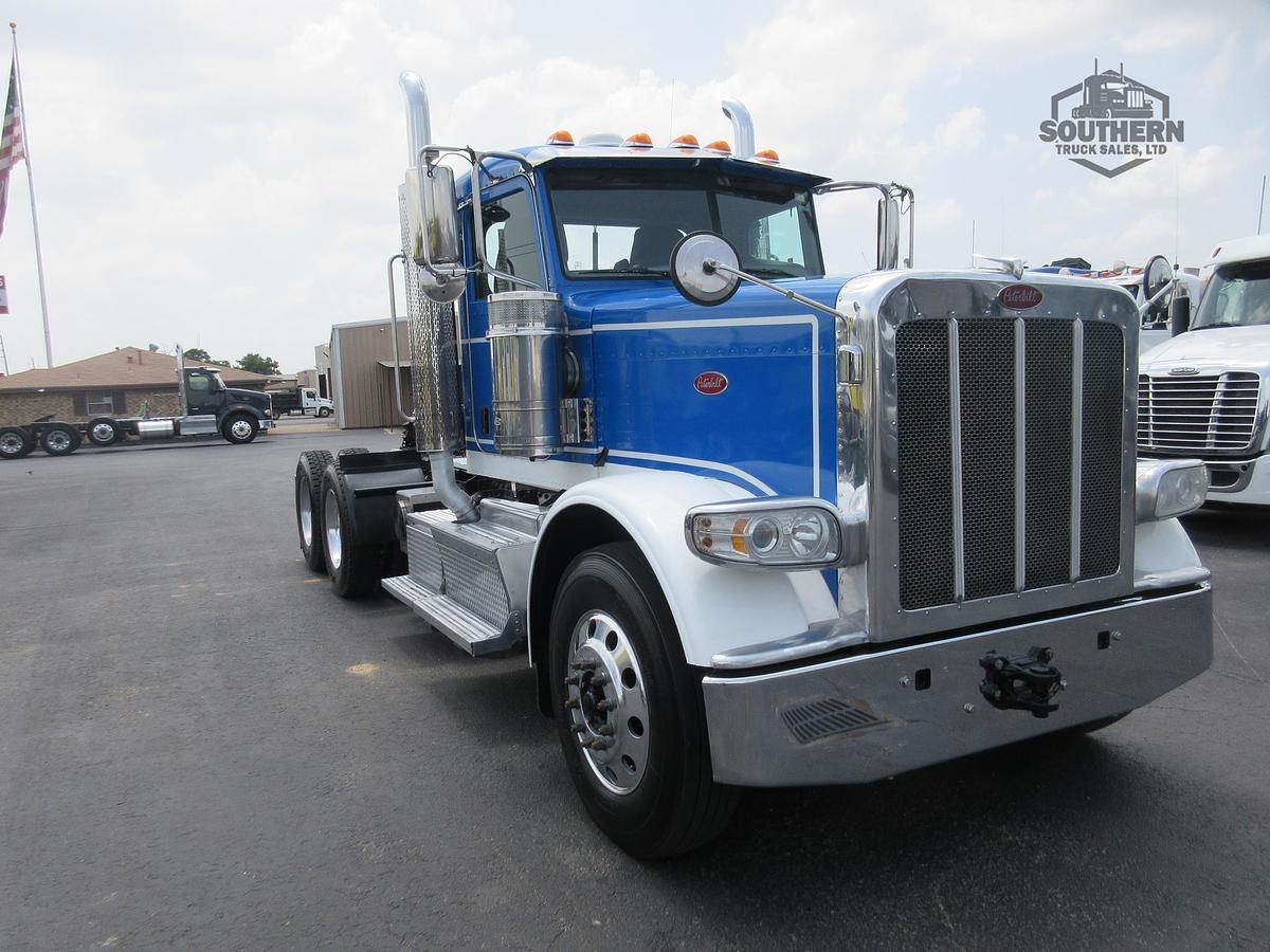 Used 2018 PETERBILT 389