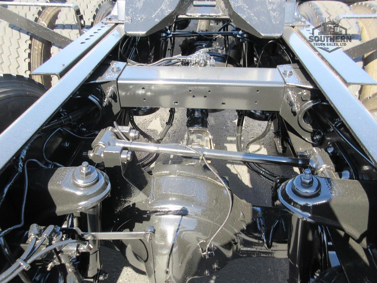 Used 2022 PETERBILT 389
