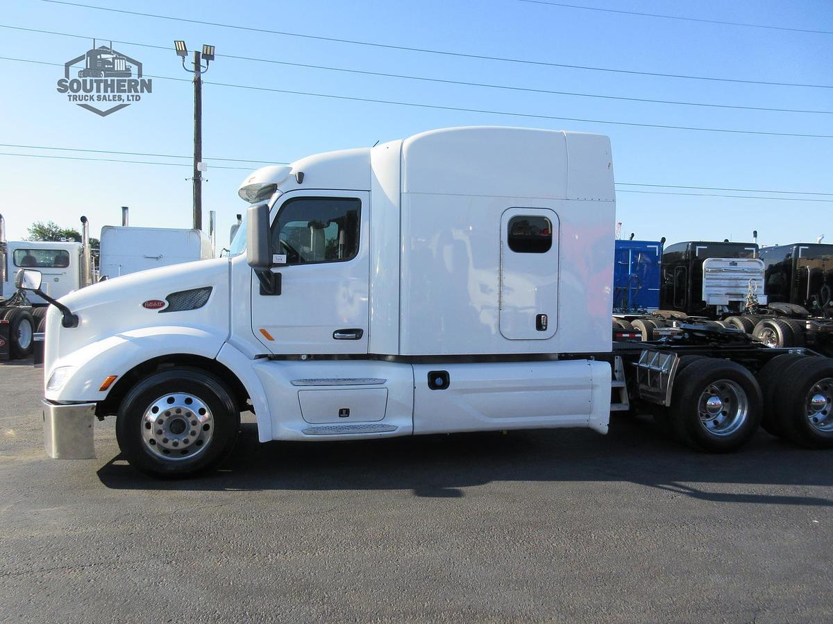 Used 2018 PETERBILT 579