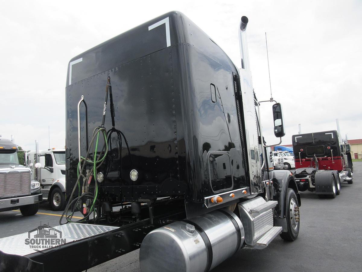 Used 2023 FREIGHTLINER CORONADO 122 SD