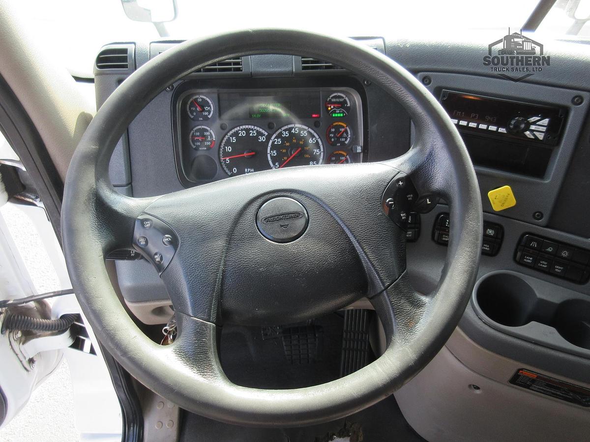 Used 2019 FREIGHTLINER CASCADIA 125