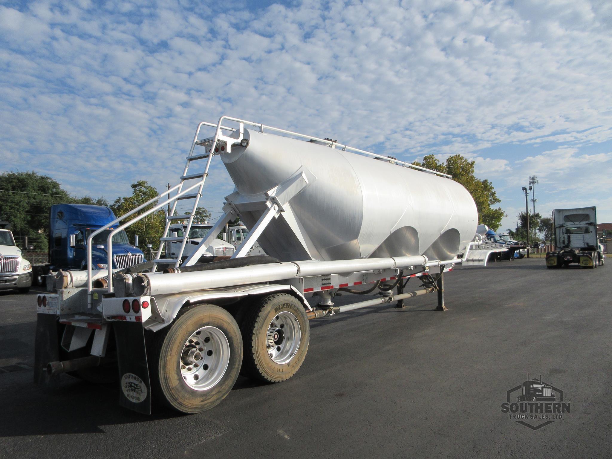Used 2018 SOUTHERN WELDING Tandem Axle