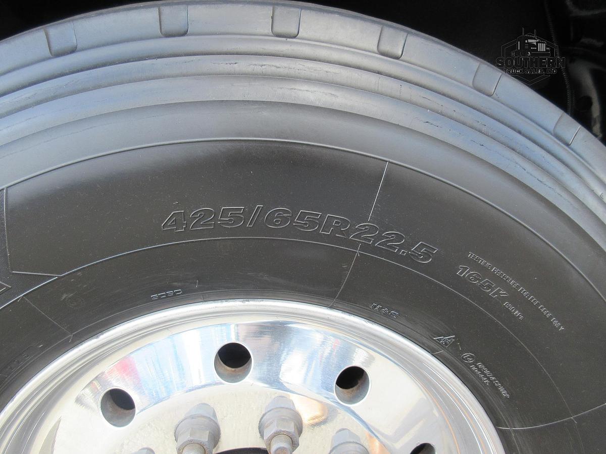 Used 2020 FREIGHTLINER CORONADO 122 SD