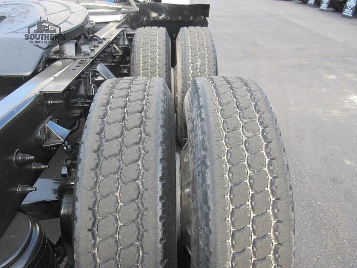 Used 2015 PETERBILT 579