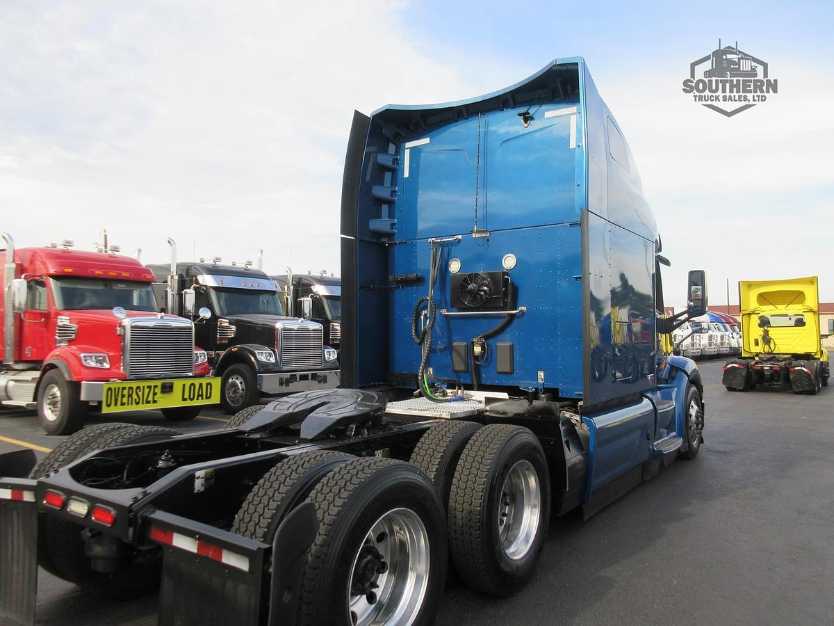 Used 2021 PETERBILT 579