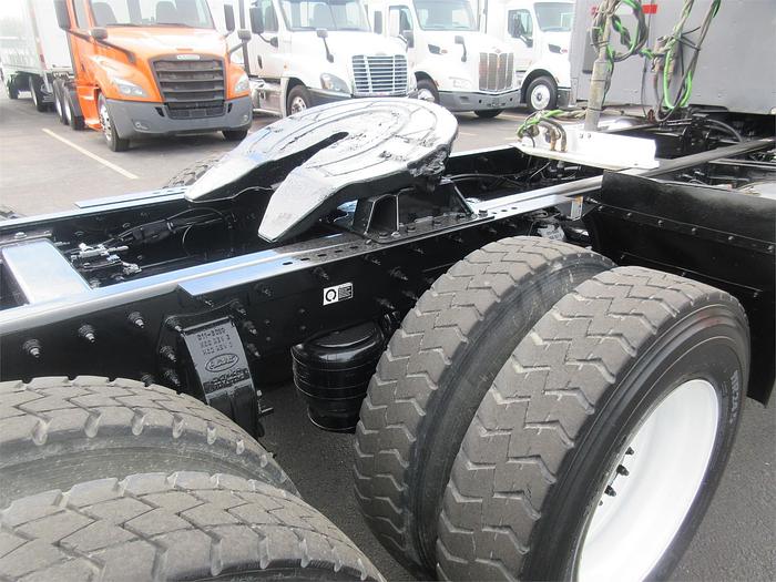 Used 2020 PETERBILT 567