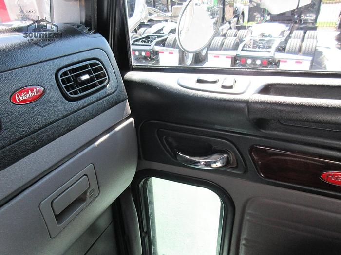 Used 2015 PETERBILT 365