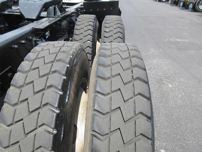 Used 2015 PETERBILT 365