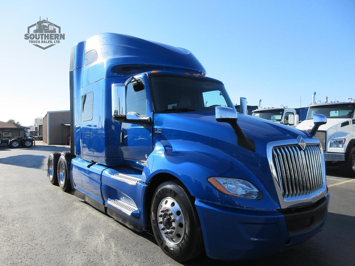 Used 2021 INTERNATIONAL LT