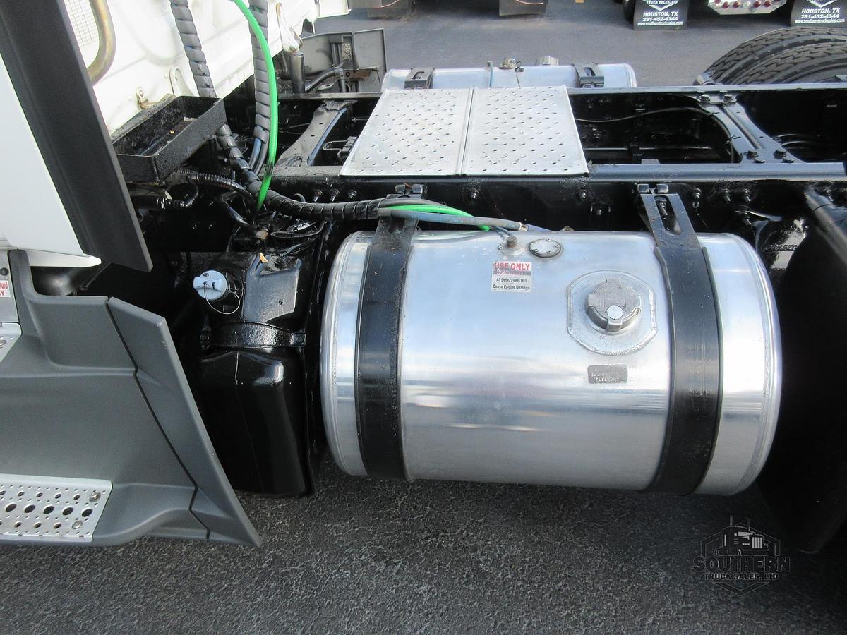 Used 2019 FREIGHTLINER CASCADIA 113